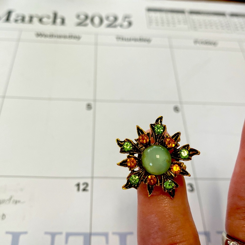 Art green moonstone glass scarf ring